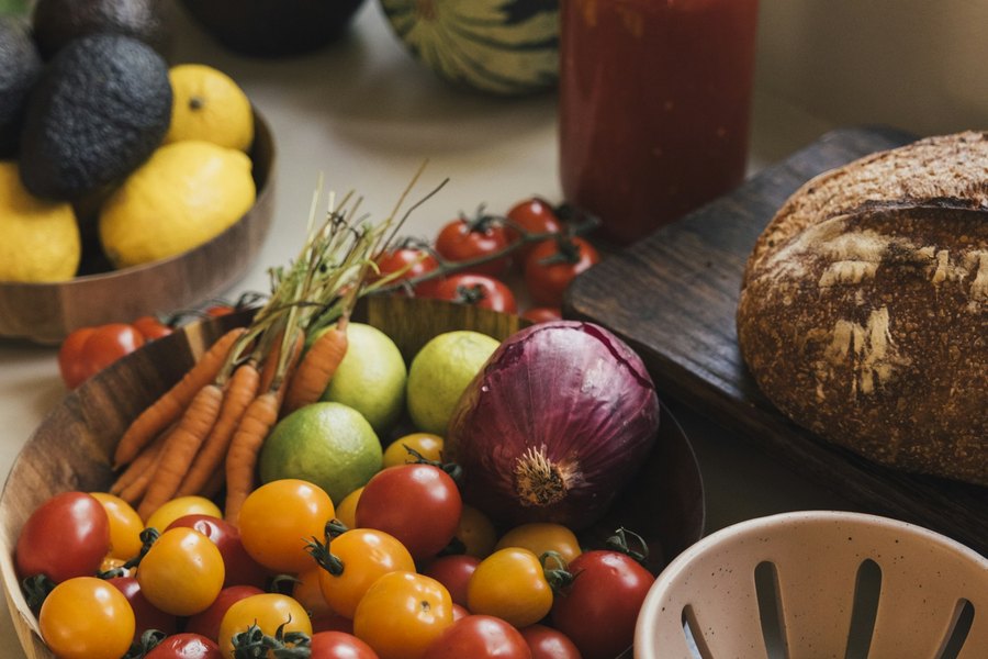 Fruta y verdura fresca para la despensa